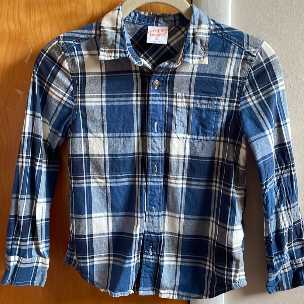 EUC jumping beans boys long sleeved shirt size 6